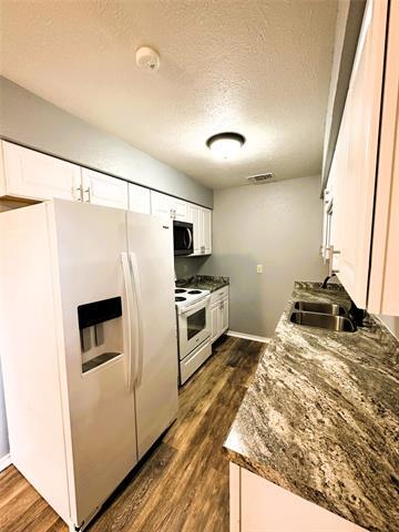 Photo - 101 Redbud Ct