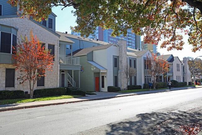 Orange Tree Condominiums - Orange Tree Condominiums