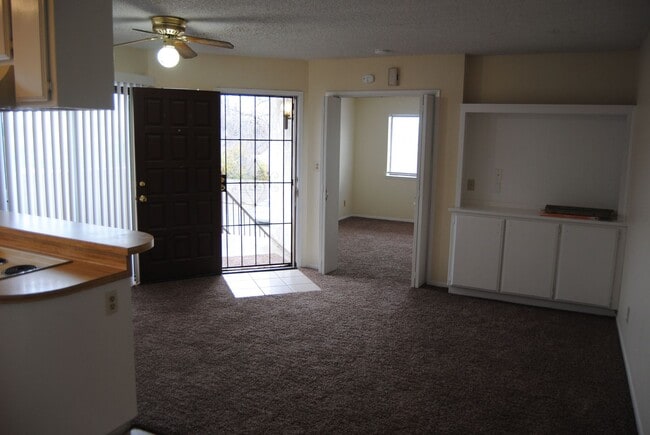 Photo - 4809 Hahn Ave Unidad 48