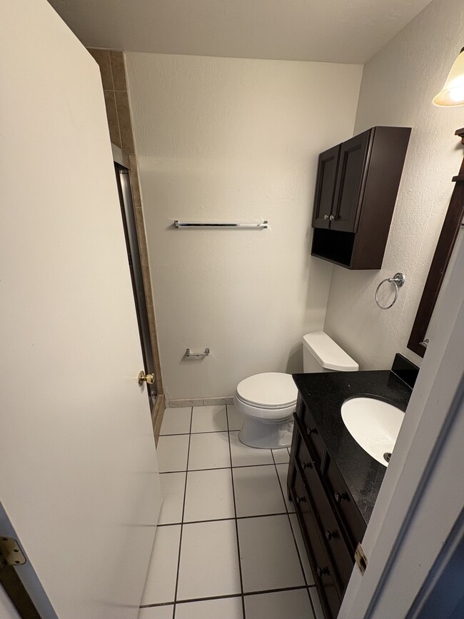 Photo - 32970 Lake Wawasee St