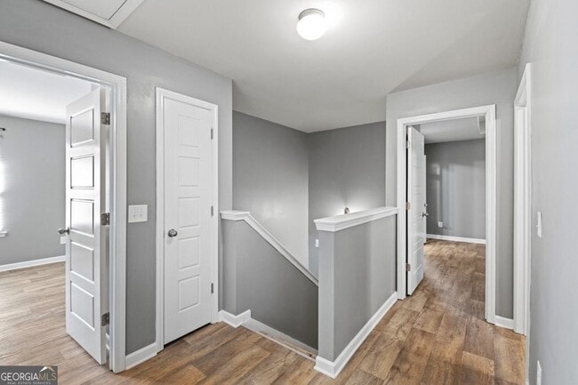 Photo - 1051 Hebron Rd