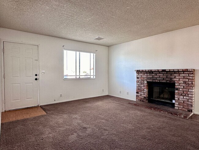 Photo - 417SU Unidad #C