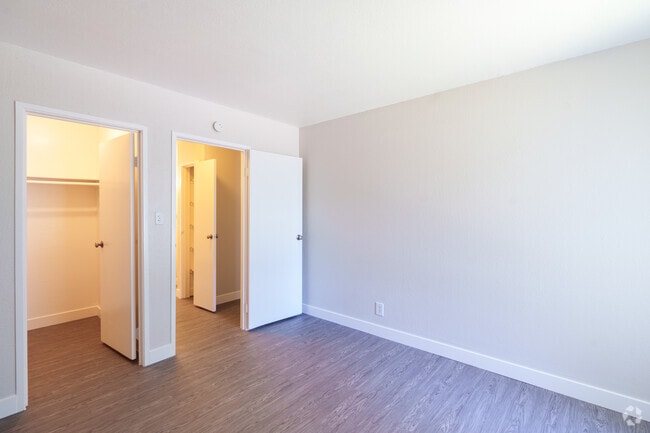 2BR, 1BA - 785SF - The Wildflower - Primary Bedroom
