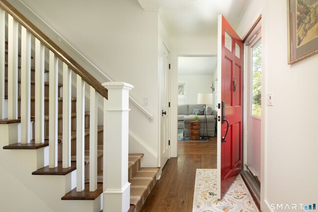 Photo - 12 Red Bird Ln