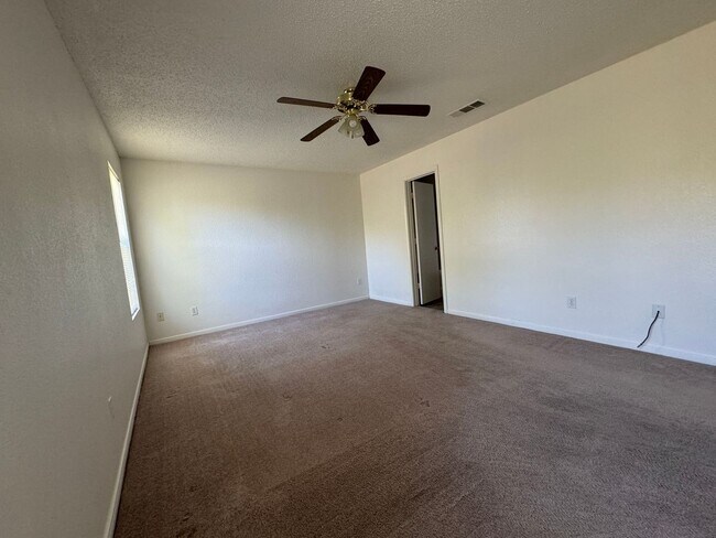 Photo - 5903 Medina Dr