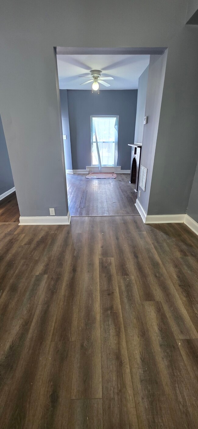 Photo - 1004 Appleton St