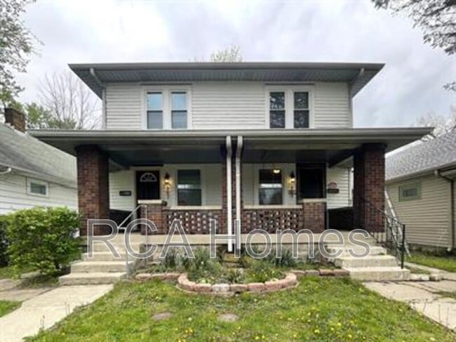 Building Photo - 367 S Grand Ave Rental