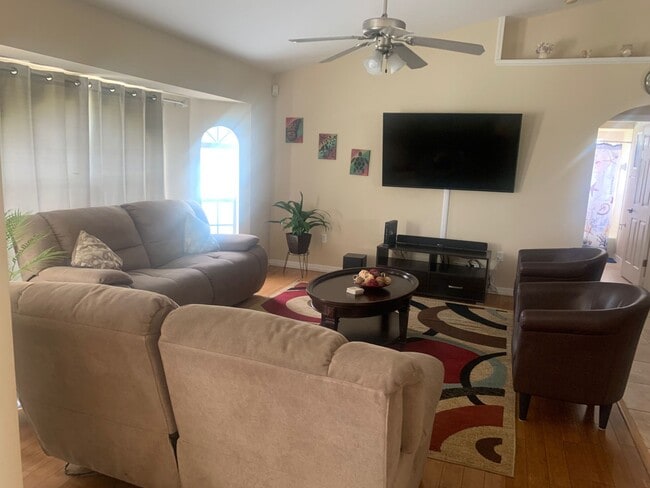 Photo - 22442 Westchester Blvd