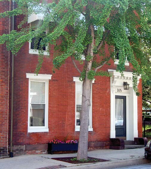 Photo - Shaw Apartments