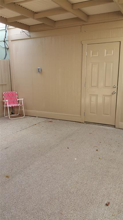 Photo - 8912 Glacier Ave