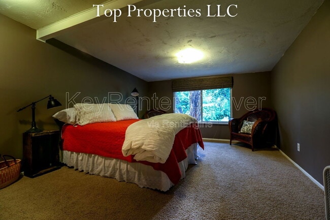 Photo - 2894 S Oakland Cir E
