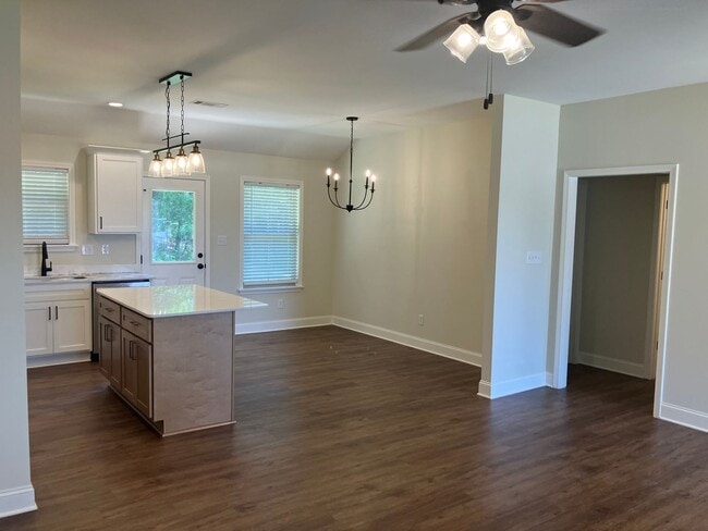 Photo - 3316 Craigmont Cir
