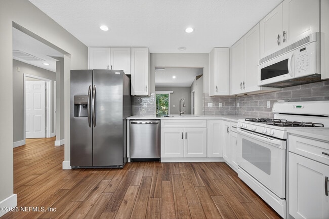 Photo - 11048 Stutz Ct