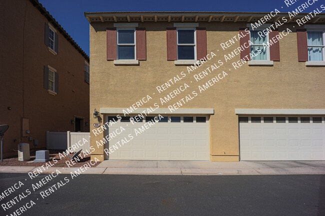 Photo - 906 S Annie Ln