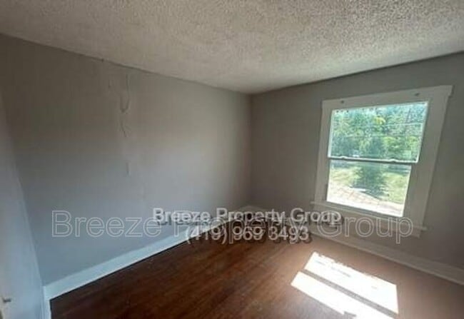 Photo - 517 E Vine St