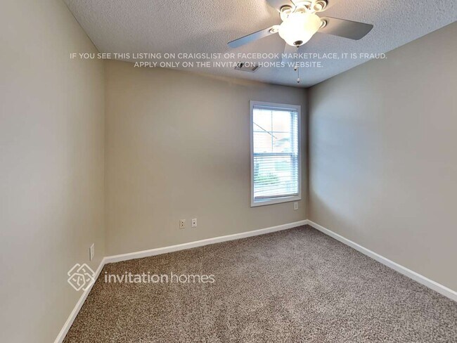 Photo - 3786 Pine Village Pl