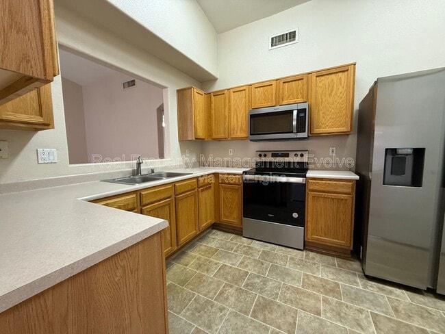 Photo - 3454 E Juanita Ave