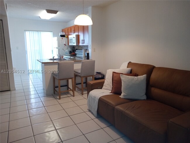 Photo - 2575 SW 27th St Unit 505