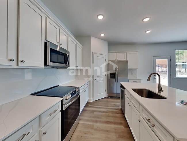 Photo - 1344 Soapstone Rd
