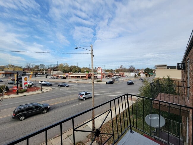 Building Photo - 13444 Euclid Ave Unit 313