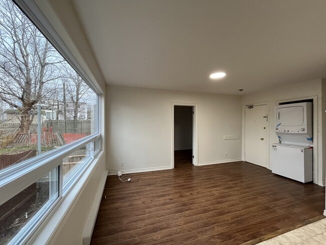 Building Photo - 7 Bennett Ave Unit 4