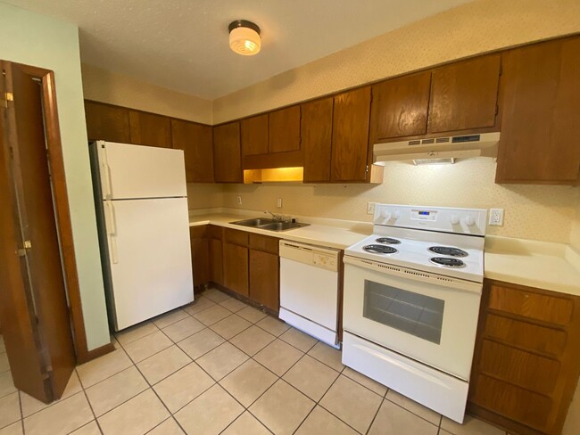 Photo - 710 Meadowbrook St Unidad B