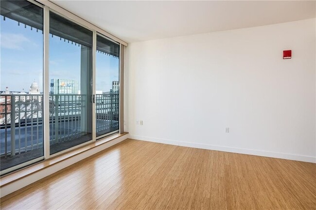 Photo - 1 W Exchange St Unit 1701