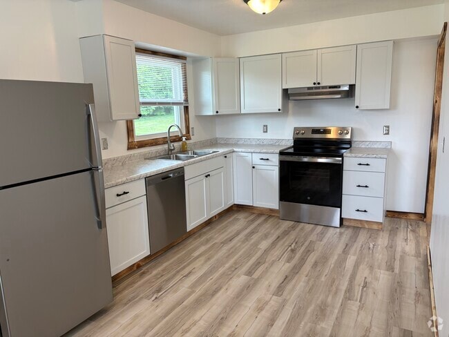 Building Photo - 5204 S College Dr Unit 1 Rental