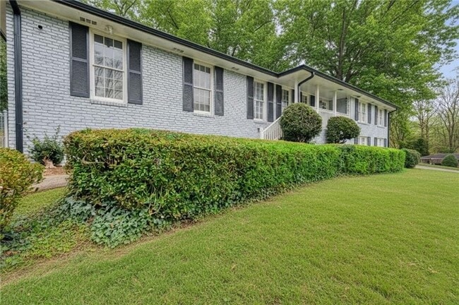 Photo - 2418 Brookdale Dr NE