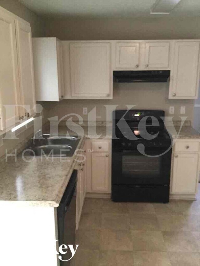 Photo - 1138 Summerstone Trace