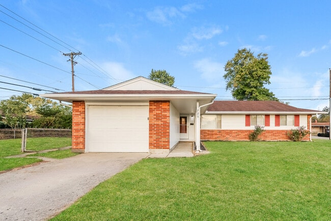 Photo - 725 Albert St