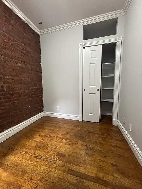 Photo - 410 E 13th St Unidad 2E