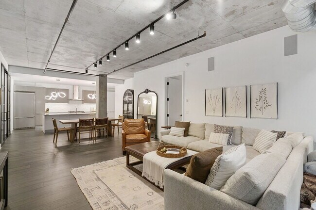 Photo - 111 S Peoria St Unit 506