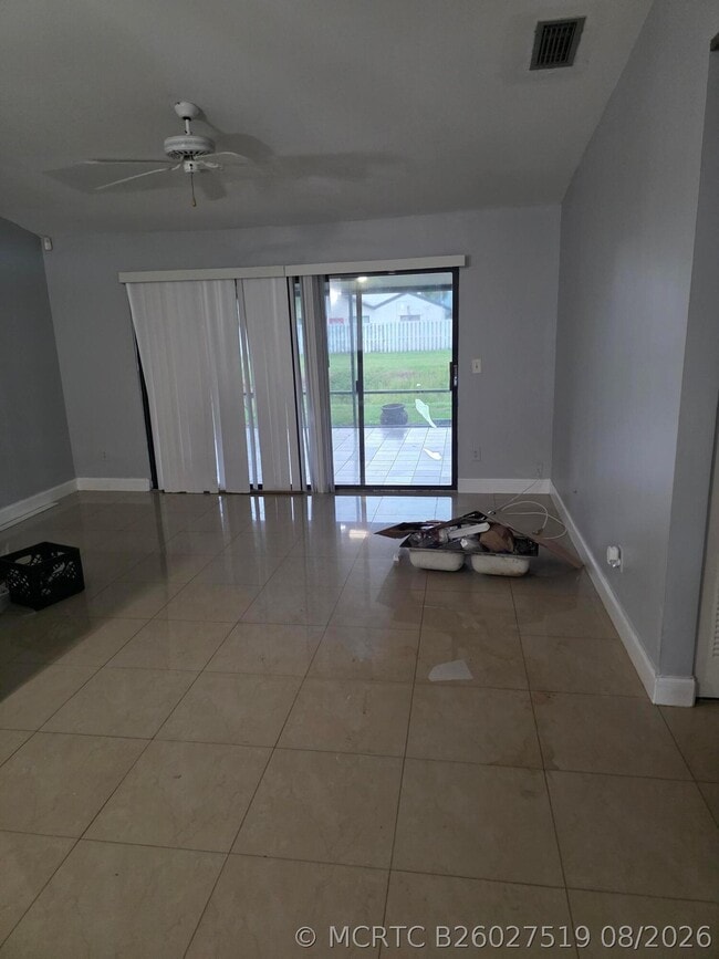 Photo - 6 Hammond Pl