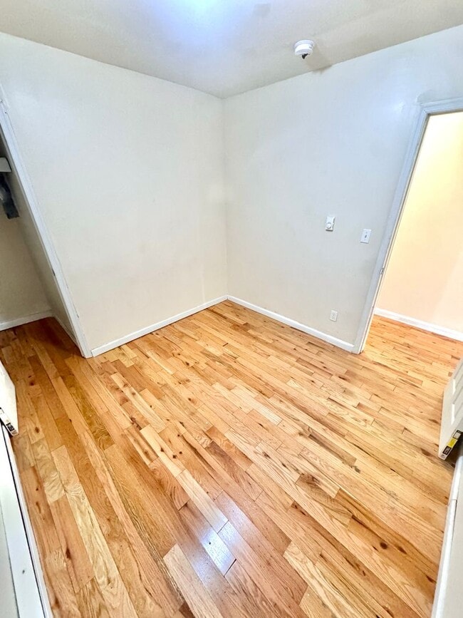 Photo - 235 N 7th St Unidad 235-1