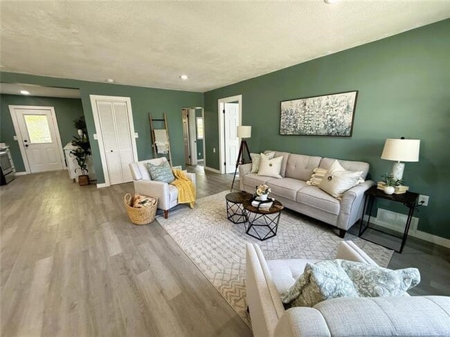 Photo - 12013 Teifer Ave