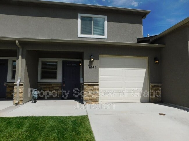 Photo - 654 Trinity Way Unit B