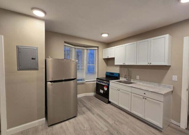 Photo - 1107 N 41st St Unit 4