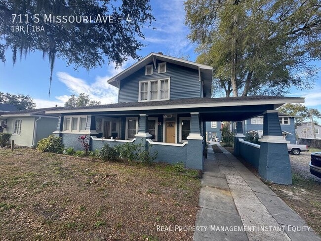 Building Photo - 711 S Missouri Ave Unit 4