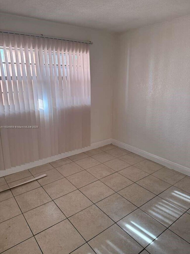 Photo - 120 Royal Palm Rd Unit 215