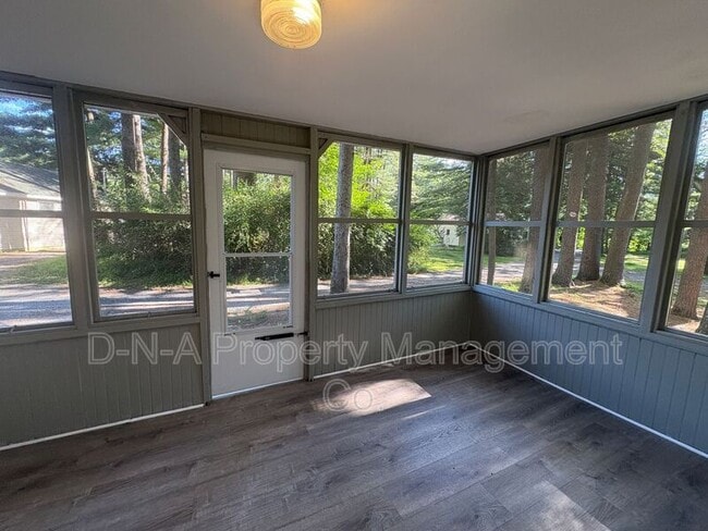 240 Acres Rd
