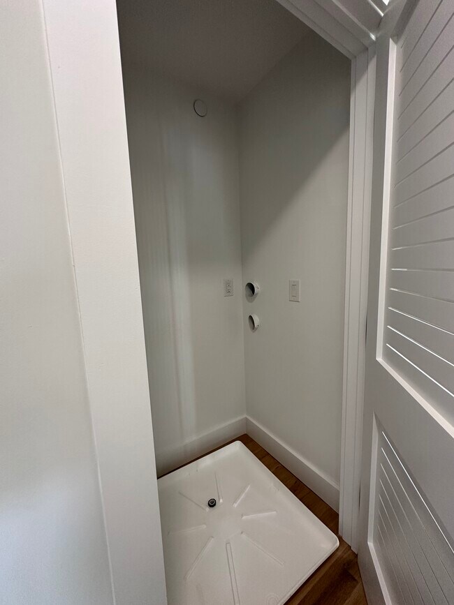 Photo - 56 Brill St Unit 5