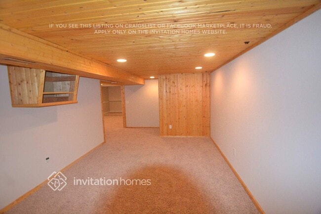 Photo - 4169 Upper 145th St W