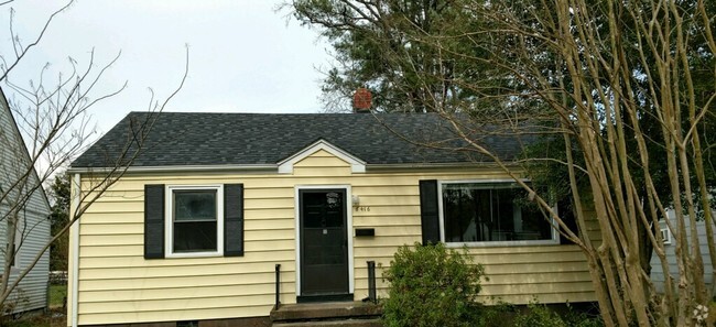 Building Photo - 6416 Kensington Ave Rental
