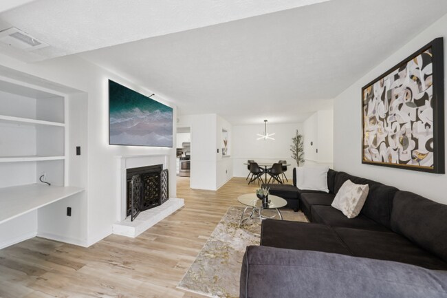 Photo - 2209 Hunters Run Dr