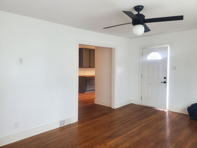 Photo - 3212 Alabama Ave Unit B