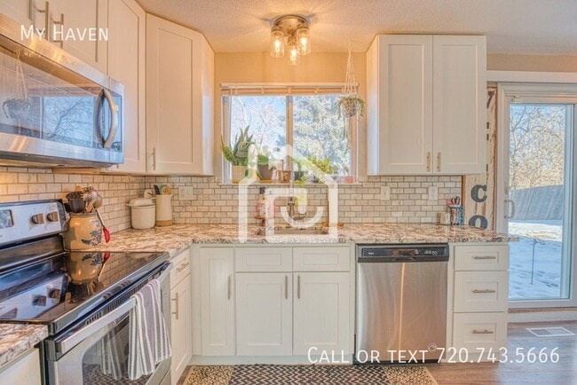 Photo - 15169 E Columbia Dr