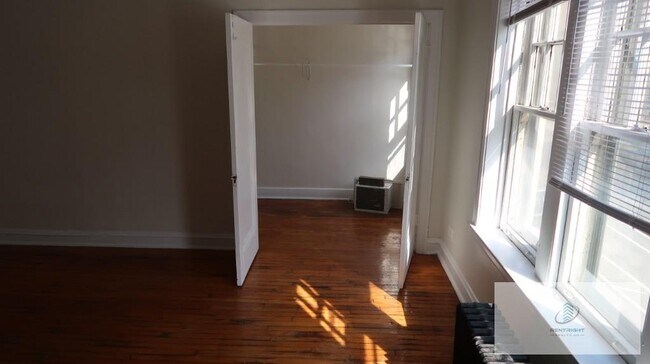 Photo - 4588 N Elston Ave Unit 202