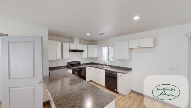 Photo - RENT SPECIAL FOR 2 MONTHS!