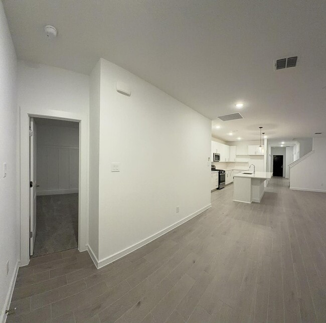 Photo - 4715 Bay Vista Dr